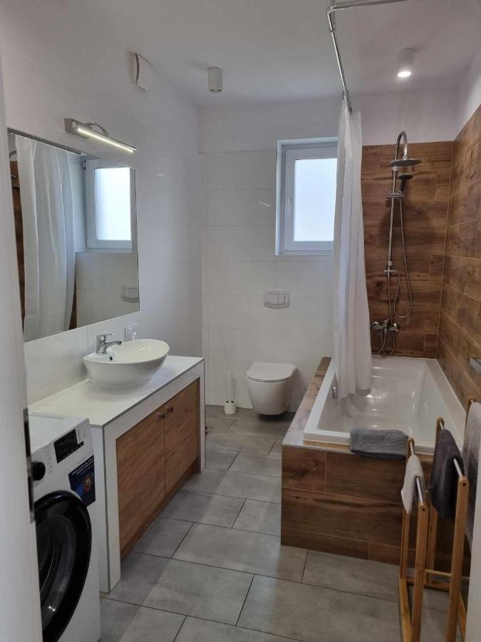 Domek Pod Swierkami -Apartament Swierkowy IV Kudowa-Zdroj Bagian luar foto